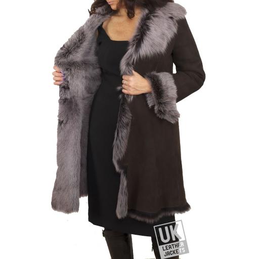 FINEST 3/4 Knee Length Toscana Lambskin Coat - Monroe - Brown / Snow Tipped - Lining